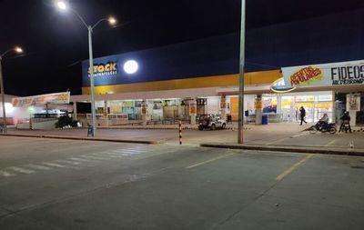 Detienen a adolescente por supuesto robo y a la presunta víctima por abuso - Nacionales - ABC Color