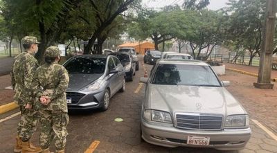 Terminaciones 8 y 9: vacunan a mayores de 60 y a embarazadas que son funcionarias de blanco