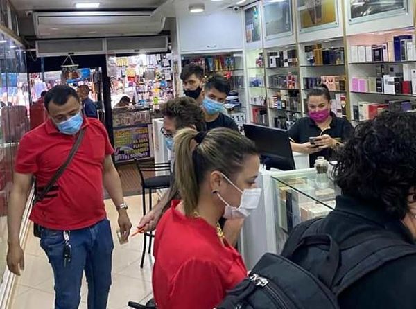 Decomisan productos que serían falsificados - ABC en el Este - ABC Color