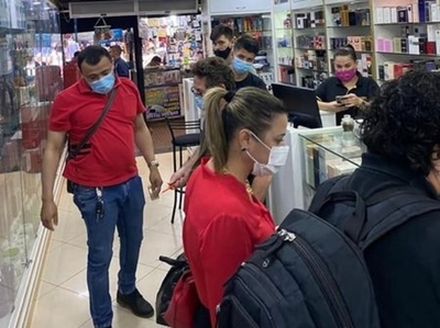 Incautan más de 200 cajas de productos falsificados en CDE