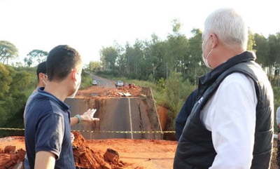Visita, destitución y auditoría, tras fatal desplome de puente - Noticiero Paraguay