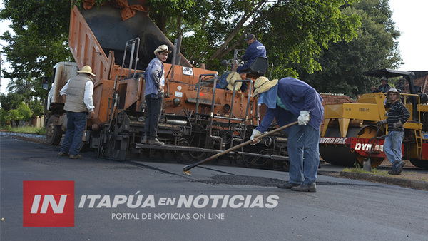 PRESIDENTE DE LA JUNTA MUNICIPAL FUE A GESTIONAR ASFALTO PARA ENCARNACIÓN.