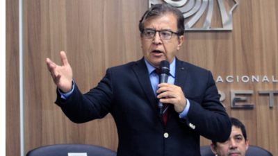 Llano: “Nicanor derrochó US$ 30 millones” | El Independiente