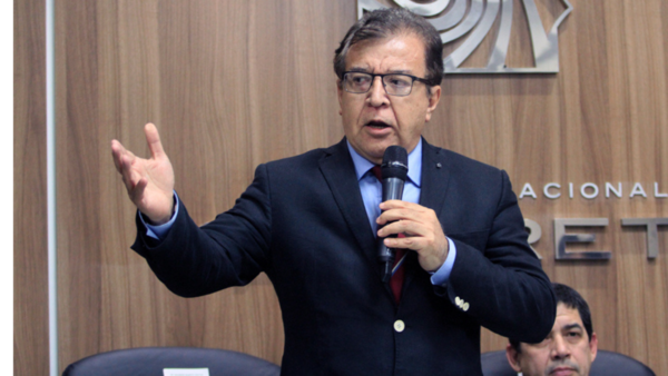 Llano: “Nicanor derrochó US$ 30 millones” | El Independiente