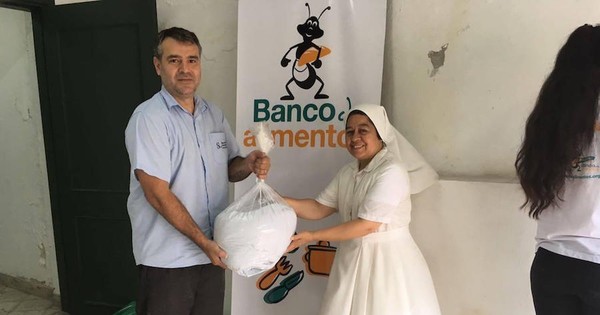 La Nación / Precandidato a concejal propone crear un banco de medicamentos para Asunción