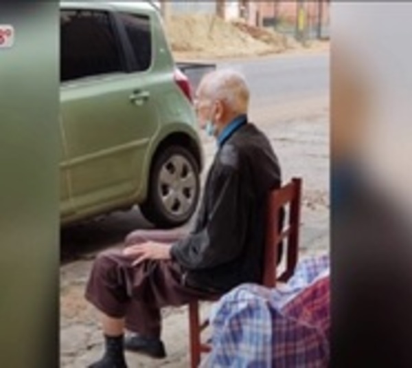Anciano es abandonado en Fernando de la Mora - Paraguay.com