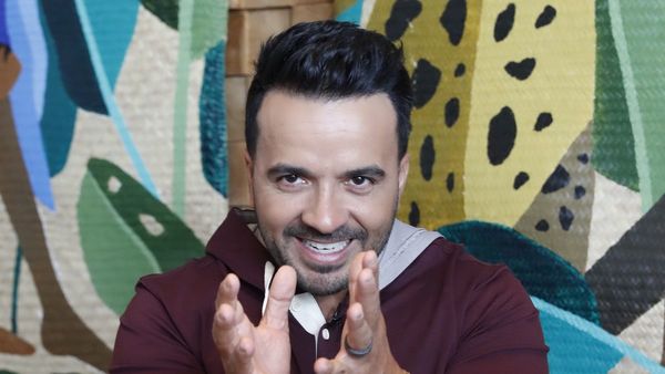 ¿Luis Fonsi cantará con un grupo de K-pop?