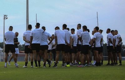Olimpia presentó la lista de los que continúan en el club | OnLivePy