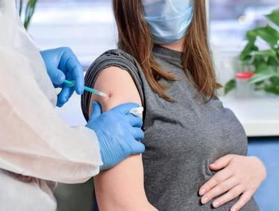 Salud abre vacunación a todas las embarazadas a partir del lunes 14 de junio