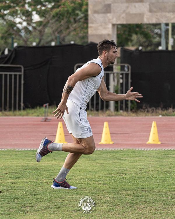 Olimpia: Ale llegaría el sábado y Salazar el martes - Olimpia - ABC Color