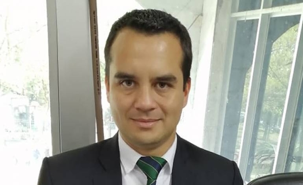 Diario HOY | Abogado de 36 años logró vacunarse mediante ampro: “Tengo asma y alergia”