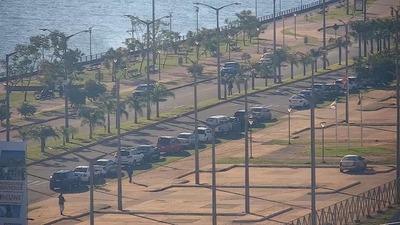 Encarnacenos ya forman fila para inmunizarse contra el coronavirus este sábado