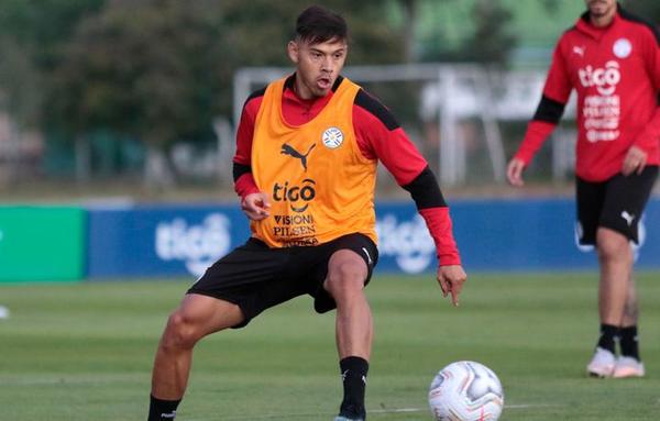 La Albirroja se prepara para su debut en Copa América