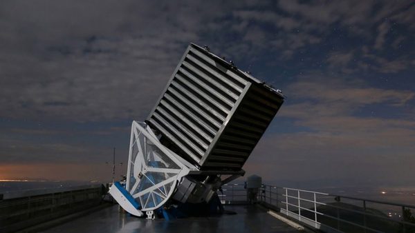 Descubren un arco de galaxias de 3.000 millones de años luz de largo | Ñanduti