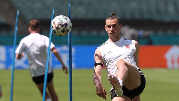 Gales de Gareth Bale se estrena ante Suiza