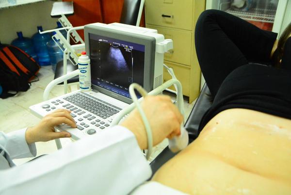 Ofrecen ecografía gratuita a pacientes de los dispensarios de CDE