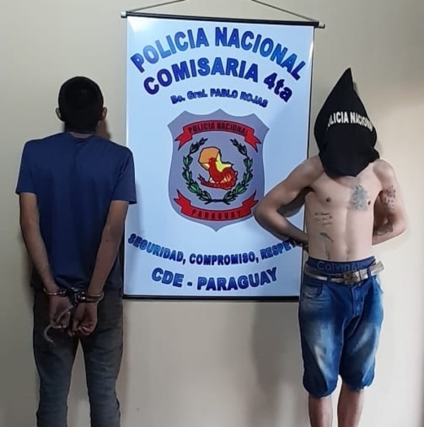 Dos detenidos por hurtar y por contar con orden de captura