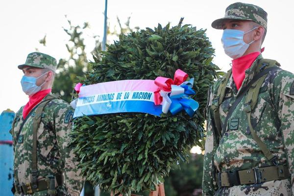 Realizan ofrenda floral en conmemoración a la Paz del Chaco | Ñanduti