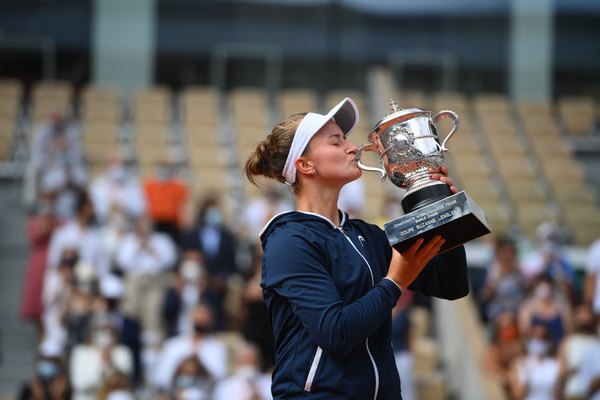 Barbora Krejcikova vence a Pavlyuchenkova y es campeona del Roland Garros