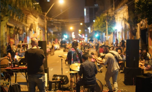 Diario HOY | Hip hop, set de vinilos y más en la feria de La Chispa Cultural