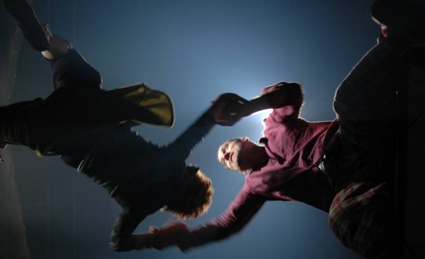 Diario HOY | Nhi-Mu Teatro Aéreo celebra 24 años con festival en la calle