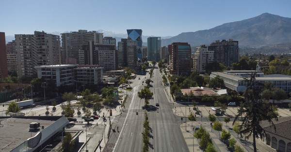 La Nación / Santiago comienza nueva cuarentena por aumento de casos COVID-19 pese a vacunación