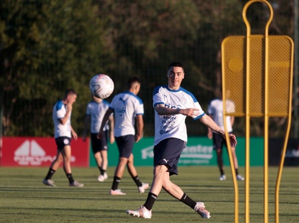 Sábado a puro fútbol en Ypané - APF