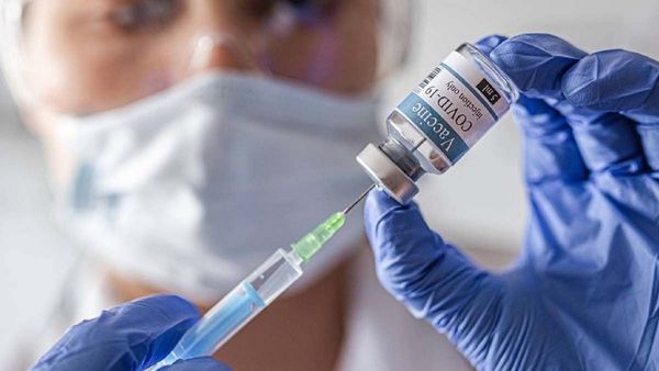 Personas que no pudieron vacunarse podrán hacerlo desde el lunes por terminación de cédula