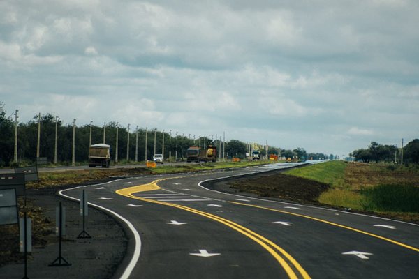 Gobierno habilita 36 kilómetros de la mejorada Ruta Transchaco | .::Agencia IP::.