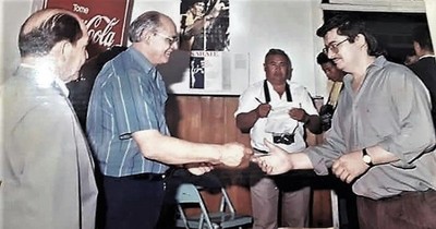 La Nación / Locutores y operadores