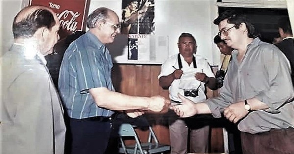 La Nación / Locutores y operadores