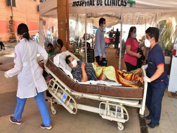 Deudas históricas llevaron hasta un estado de coma al sistema de salud