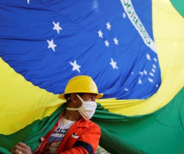 Brasil supera las 486.000 víctimas fatales por covid-19 | El Independiente