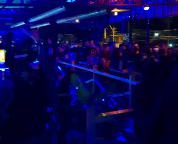 Llamarán a declarar a unas 440 personas tras intervención a local nocturno en Ñemby - Megacadena — Últimas Noticias de Paraguay