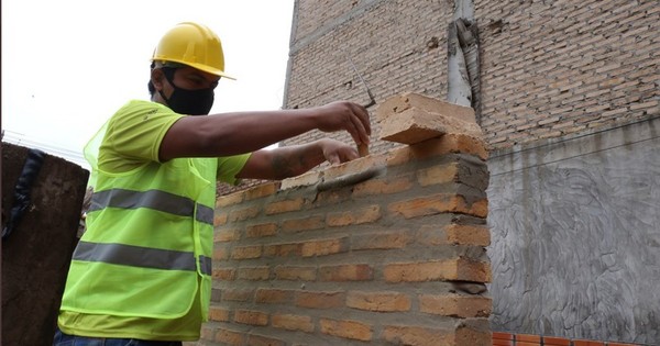 La Nación / Gobierno entregó 600 subsidios habitacionales en el Área Metropolitana de Asunción