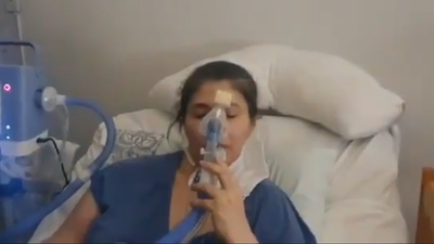 Salud demora vacunación de paciente conectada a respirador