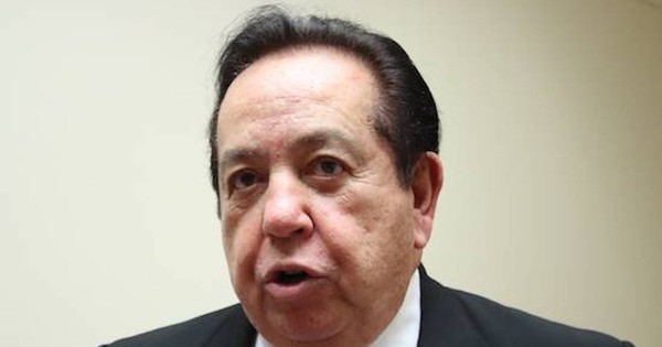 La Nación / “La democracia no se puede detener”, sostiene asesor del TSJE