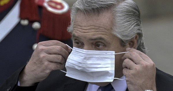 La Nación / Argentina extiende decreto restrictivo por coronavirus