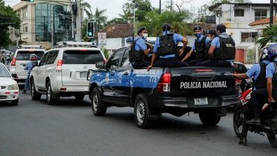 Nicaragua: Policía arresta a ex guerrillera y a 2 opositoras