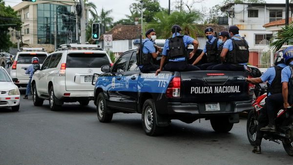Nicaragua: Policía arresta a ex guerrillera y a 2 opositoras