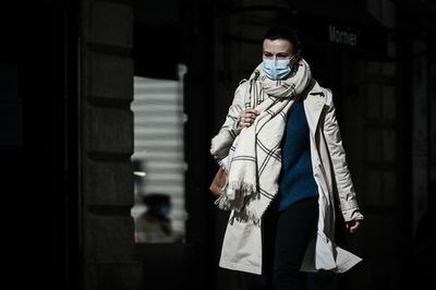 Francia debe levantar la obligación de mascarilla en exteriores el 1 de julio - Mundo - ABC Color
