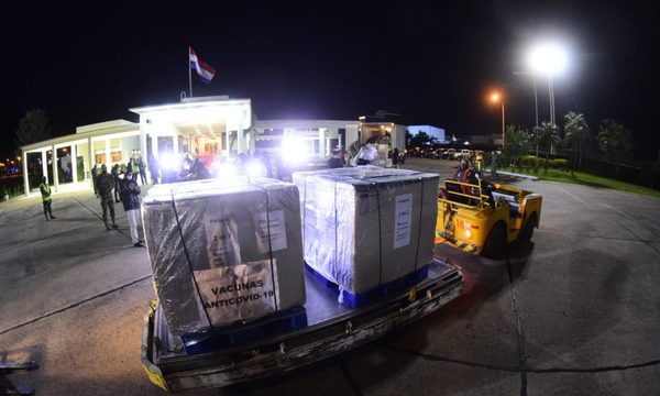 Llegaron vacunas donadas por México