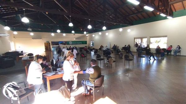 En Ayolas cuentan con 350 dosis antiCOVID - Nacionales - ABC Color