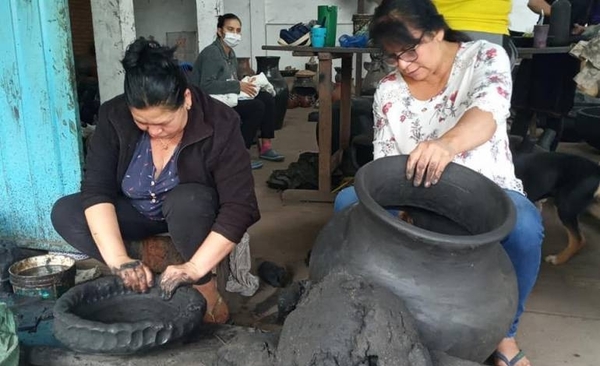 Diario HOY | Elaboración ancestral del Ñai’ûpo, declarada Patrimonio Cultural Inmaterial Nacional