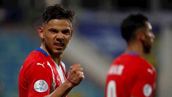 Los goles que ponen a Paraguay en la cima del Grupo A