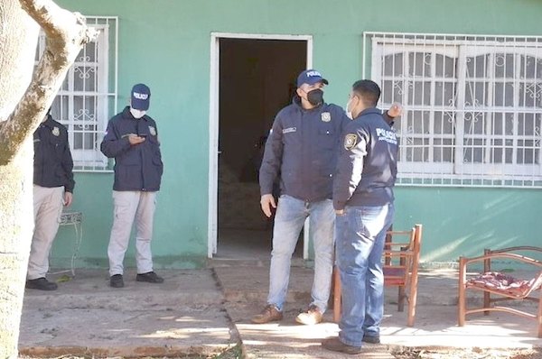 Crónica / UN FINAL DE HORROR. Analía habría sido asesinada por su hermano