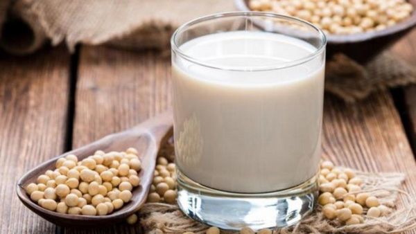 La leche de soja, una opción válida para la mesa