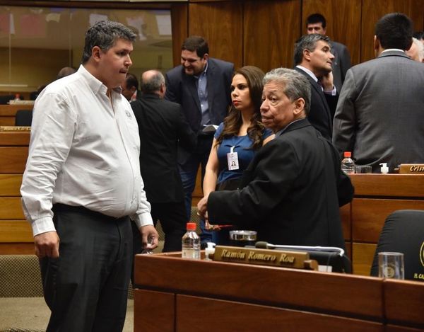 Diputados quieren seguir viviendo del erario público valiéndose de parientes - Nacionales - ABC Color