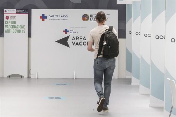 Italia se suma a poner vacuna diferente para segunda dosis tras Astrazeneca - Mundo - ABC Color