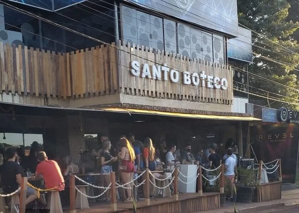 Ministerio Público evalúa imputaciones por aglomeración en bar de Ciudad del Este